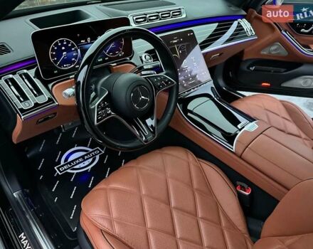 Черный Мерседес Майбах, объемом двигателя 3.98 л и пробегом 44 тыс. км за 190000 $, фото 36 на Automoto.ua