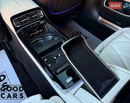 Чорний Мерседес Майбах, об'ємом двигуна 5.98 л та пробігом 13 тис. км за 360221 $, фото 15 на Automoto.ua