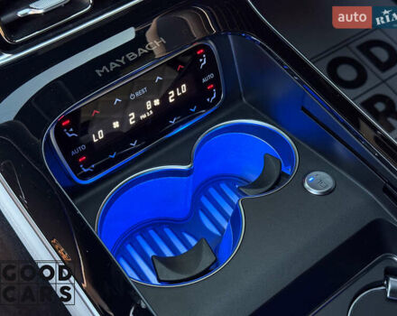 Чорний Мерседес Майбах, об'ємом двигуна 5.98 л та пробігом 13 тис. км за 360221 $, фото 16 на Automoto.ua