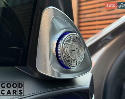 Чорний Мерседес Майбах, об'ємом двигуна 5.98 л та пробігом 13 тис. км за 360221 $, фото 21 на Automoto.ua