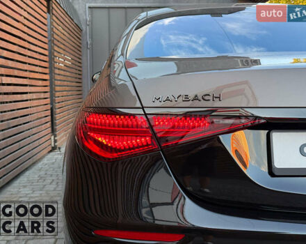 Чорний Мерседес Майбах, об'ємом двигуна 5.98 л та пробігом 13 тис. км за 360221 $, фото 34 на Automoto.ua