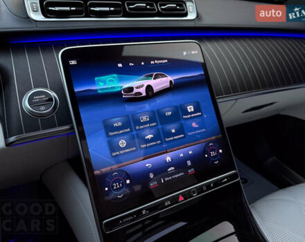 Чорний Мерседес Майбах, об'ємом двигуна 5.98 л та пробігом 13 тис. км за 360221 $, фото 27 на Automoto.ua