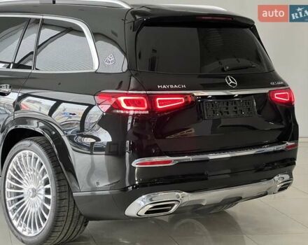 Черный Мерседес Майбах, объемом двигателя 3.98 л и пробегом 1 тыс. км за 233649 $, фото 10 на Automoto.ua