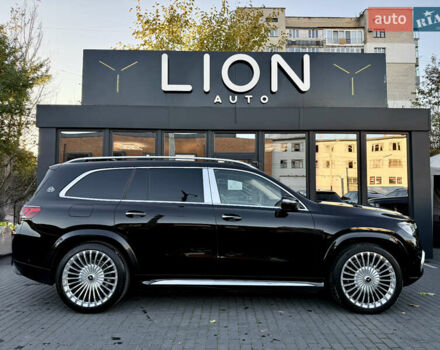 Чорний Мерседес Майбах, об'ємом двигуна 3.98 л та пробігом 98 тис. км за 154900 $, фото 9 на Automoto.ua