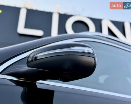 Чорний Мерседес Майбах, об'ємом двигуна 3.98 л та пробігом 98 тис. км за 154900 $, фото 12 на Automoto.ua