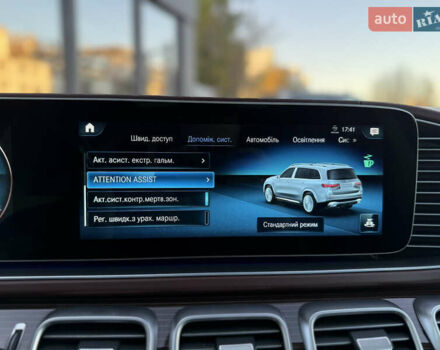 Чорний Мерседес Майбах, об'ємом двигуна 3.98 л та пробігом 98 тис. км за 154900 $, фото 51 на Automoto.ua