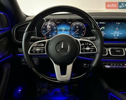 Черный Мерседес Майбах, объемом двигателя 3.98 л и пробегом 1 тыс. км за 233649 $, фото 13 на Automoto.ua