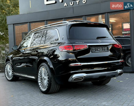 Чорний Мерседес Майбах, об'ємом двигуна 3.98 л та пробігом 98 тис. км за 154900 $, фото 19 на Automoto.ua