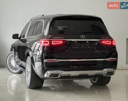 Черный Мерседес Майбах, объемом двигателя 3.98 л и пробегом 1 тыс. км за 233649 $, фото 7 на Automoto.ua