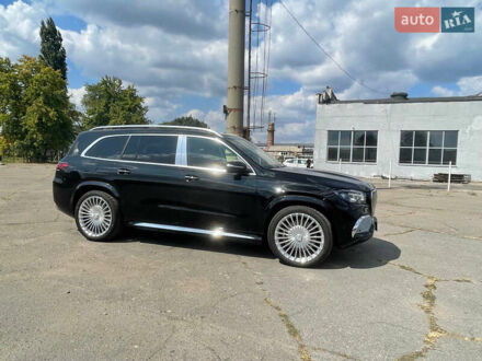 Черный Мерседес Майбах, объемом двигателя 4 л и пробегом 75 тыс. км за 155000 $, фото 1 на Automoto.ua