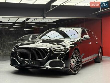 Мерседес Майбах 2022 у Києві на Automoto.ua Чорний Мерседес Майбах, об'ємом двигуна 4 л та пробігом 12 тис. км за 208800 $, фото 1 на Automoto.ua