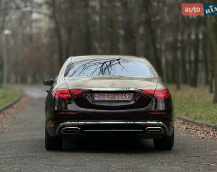 Коричневый Мерседес Майбах, объемом двигателя 4 л и пробегом 3 тыс. км за 250000 $, фото 5 на Automoto.ua