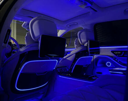 Коричневый Мерседес Майбах, объемом двигателя 4 л и пробегом 3 тыс. км за 250000 $, фото 16 на Automoto.ua