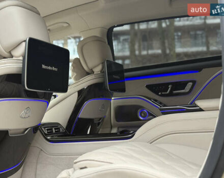 Коричневый Мерседес Майбах, объемом двигателя 4 л и пробегом 3 тыс. км за 250000 $, фото 8 на Automoto.ua