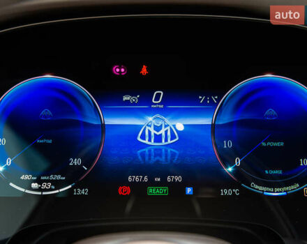 Коричневый Мерседес Майбах, объемом двигателя 0 л и пробегом 7 тыс. км за 240000 $, фото 55 на Automoto.ua