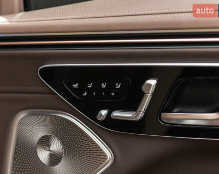 Коричневий Мерседес Майбах, об'ємом двигуна 0 л та пробігом 7 тис. км за 240000 $, фото 36 на Automoto.ua