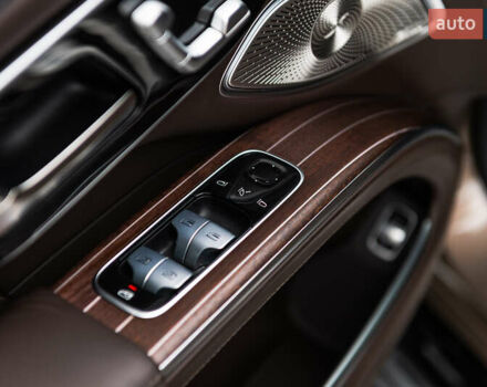 Коричневий Мерседес Майбах, об'ємом двигуна 0 л та пробігом 7 тис. км за 240000 $, фото 28 на Automoto.ua