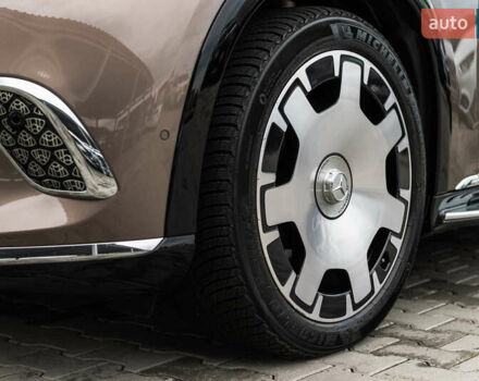 Коричневий Мерседес Майбах, об'ємом двигуна 0 л та пробігом 7 тис. км за 240000 $, фото 20 на Automoto.ua