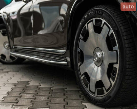 Коричневий Мерседес Майбах, об'ємом двигуна 0 л та пробігом 7 тис. км за 240000 $, фото 9 на Automoto.ua