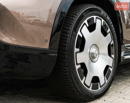 Коричневий Мерседес Майбах, об'ємом двигуна 0 л та пробігом 7 тис. км за 240000 $, фото 17 на Automoto.ua