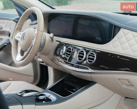 Мерседес Майбах, объемом двигателя 6 л и пробегом 38 тыс. км за 115000 $, фото 36 на Automoto.ua