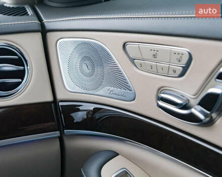 Мерседес Майбах, объемом двигателя 6 л и пробегом 38 тыс. км за 115000 $, фото 42 на Automoto.ua