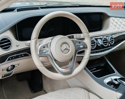 Мерседес Майбах, объемом двигателя 6 л и пробегом 38 тыс. км за 115000 $, фото 28 на Automoto.ua