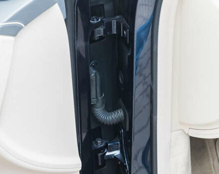 Мерседес Майбах, объемом двигателя 6 л и пробегом 38 тыс. км за 115000 $, фото 29 на Automoto.ua