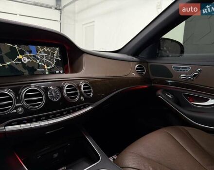 Мерседес Майбах 2016 в Тернополе на Automoto.ua Серый Мерседес Майбах, объемом двигателя 4.7 л и пробегом 140 тыс. км за 52500 $, фото 44 на Automoto.ua