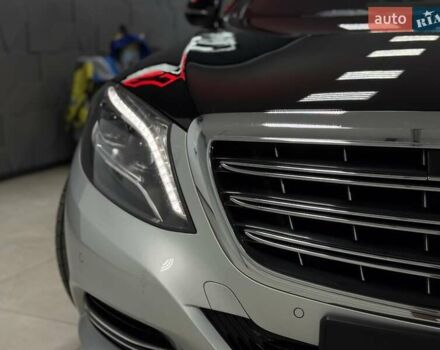 Мерседес Майбах 2016 в Тернополе на Automoto.ua Серый Мерседес Майбах, объемом двигателя 4.7 л и пробегом 140 тыс. км за 52500 $, фото 13 на Automoto.ua