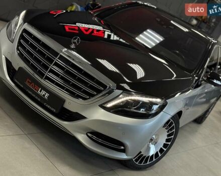 Мерседес Майбах 2016 в Тернополе на Automoto.ua Серый Мерседес Майбах, объемом двигателя 4.7 л и пробегом 140 тыс. км за 52500 $, фото 12 на Automoto.ua