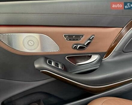 Сірий Мерседес Майбах, об'ємом двигуна 4.66 л та пробігом 140 тис. км за 59555 $, фото 4 на Automoto.ua