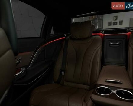 Мерседес Майбах 2016 в Тернополе на Automoto.ua Серый Мерседес Майбах, объемом двигателя 4.7 л и пробегом 140 тыс. км за 52500 $, фото 85 на Automoto.ua