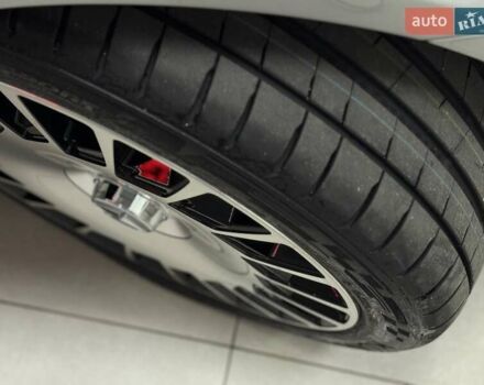 Мерседес Майбах 2016 в Тернополе на Automoto.ua Серый Мерседес Майбах, объемом двигателя 4.7 л и пробегом 140 тыс. км за 52500 $, фото 35 на Automoto.ua