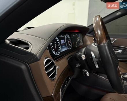 Мерседес Майбах 2016 в Тернополе на Automoto.ua Серый Мерседес Майбах, объемом двигателя 4.7 л и пробегом 140 тыс. км за 52500 $, фото 41 на Automoto.ua