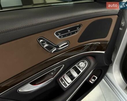 Мерседес Майбах 2016 в Тернополе на Automoto.ua Серый Мерседес Майбах, объемом двигателя 4.7 л и пробегом 140 тыс. км за 52500 $, фото 54 на Automoto.ua