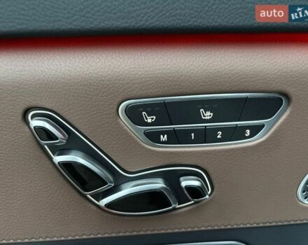 Серый Мерседес Майбах, объемом двигателя 4.66 л и пробегом 141 тыс. км за 55200 $, фото 61 на Automoto.ua