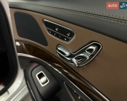 Мерседес Майбах 2016 в Тернополе на Automoto.ua Серый Мерседес Майбах, объемом двигателя 4.7 л и пробегом 140 тыс. км за 52500 $, фото 77 на Automoto.ua