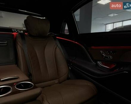 Мерседес Майбах 2016 в Тернополе на Automoto.ua Серый Мерседес Майбах, объемом двигателя 4.7 л и пробегом 140 тыс. км за 52500 $, фото 83 на Automoto.ua