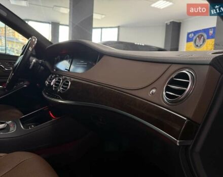 Мерседес Майбах 2016 в Тернополе на Automoto.ua Серый Мерседес Майбах, объемом двигателя 4.7 л и пробегом 140 тыс. км за 52500 $, фото 79 на Automoto.ua