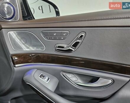 Сірий Мерседес Майбах, об'ємом двигуна 4.66 л та пробігом 163 тис. км за 89999 $, фото 29 на Automoto.ua