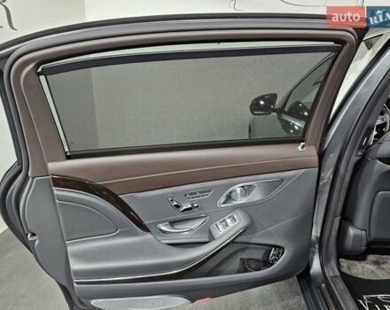 Сірий Мерседес Майбах, об'ємом двигуна 4.66 л та пробігом 163 тис. км за 89999 $, фото 13 на Automoto.ua