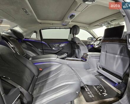 Сірий Мерседес Майбах, об'ємом двигуна 4.66 л та пробігом 163 тис. км за 89999 $, фото 16 на Automoto.ua
