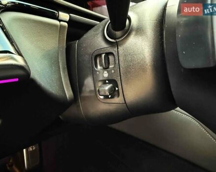 Серый Мерседес Майбах, объемом двигателя 4 л и пробегом 56 тыс. км за 149900 $, фото 26 на Automoto.ua