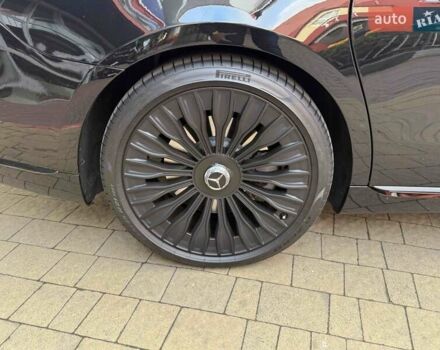 Серый Мерседес Майбах, объемом двигателя 4 л и пробегом 56 тыс. км за 149900 $, фото 7 на Automoto.ua