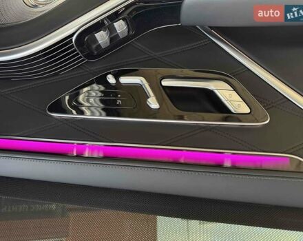 Серый Мерседес Майбах, объемом двигателя 4 л и пробегом 56 тыс. км за 149900 $, фото 49 на Automoto.ua