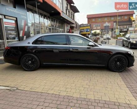 Серый Мерседес Майбах, объемом двигателя 4 л и пробегом 56 тыс. км за 149900 $, фото 5 на Automoto.ua