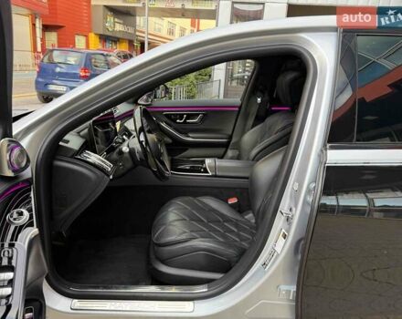 Серый Мерседес Майбах, объемом двигателя 4 л и пробегом 56 тыс. км за 149900 $, фото 22 на Automoto.ua