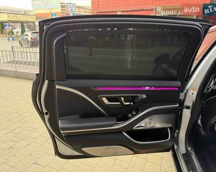 Серый Мерседес Майбах, объемом двигателя 4 л и пробегом 56 тыс. км за 149900 $, фото 48 на Automoto.ua