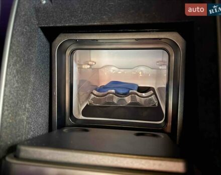 Серый Мерседес Майбах, объемом двигателя 4 л и пробегом 56 тыс. км за 149900 $, фото 62 на Automoto.ua